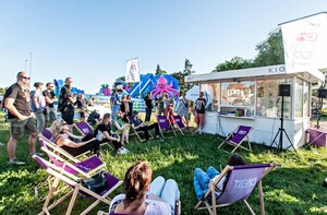Moda, sztuka i kiosk