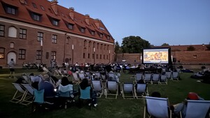F1: Film w Kinie pod Chmurką