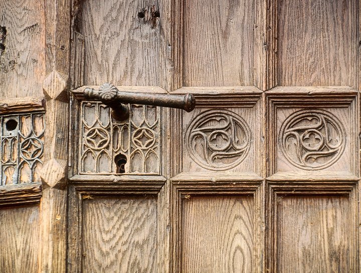 Fragment drzwi wejściowych do kościoła św.Wojciecha we Fromborku