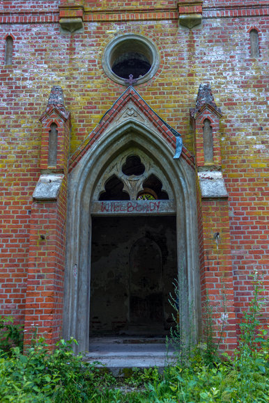 Wejście do kaplicy. (Sierpień 2016)