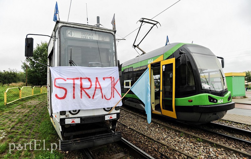 Elbląg, To na razie strajk ostrzegawczy. Tramwaje przez dwie godziny stały na pętlach