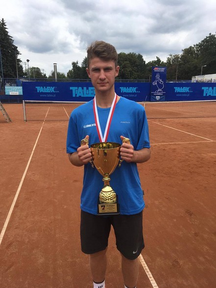 Elbląg, Srebro i brąz na mistrzostwach Polski  (tenis ziemny)