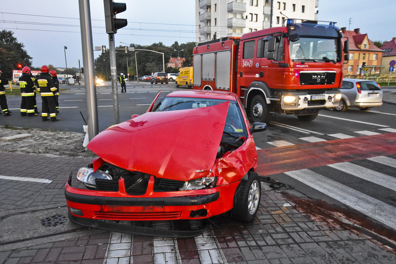 Elbląg, Zderzenie seata z ambulansem Elbląg, Zderzenie seata z ambulansem