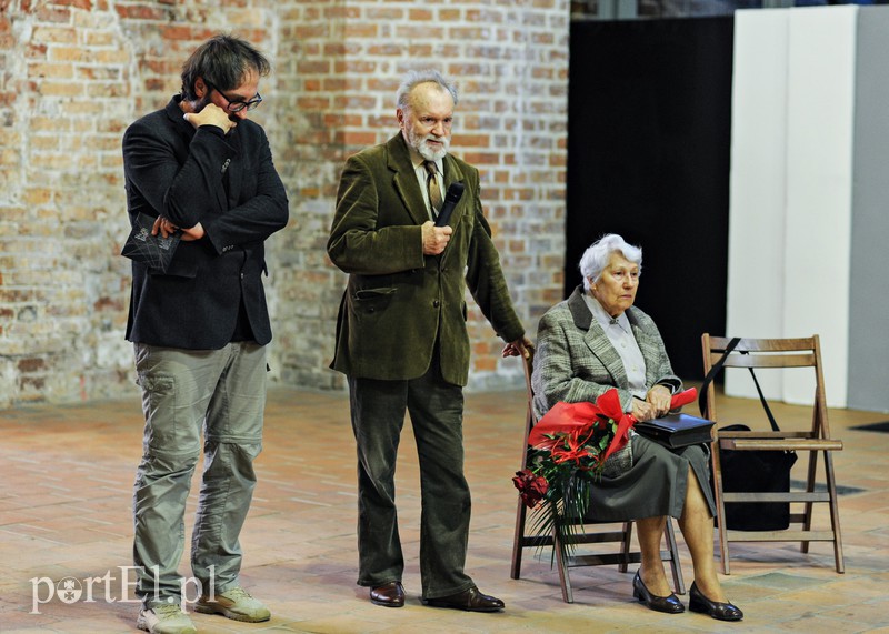 Elbląg, Na zdjęciu: dyrektor Galerii EL Jarosław Denisiuk, Ryszard Tomczyk i jego żona Alina