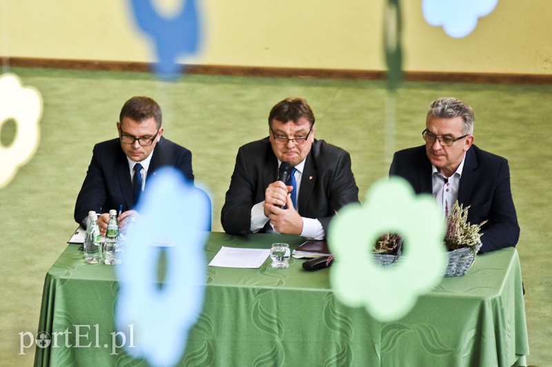 Elbląg, Z mieszkańcami spotkali się: Witold Wróblewski i jego zastępcy - Jacek Boruszka i Janusz Nowak Elbląg, Z mieszkańcami spotkali się: Witold Wróblewski i jego zastępcy - Jacek Boruszka i Janusz Nowak