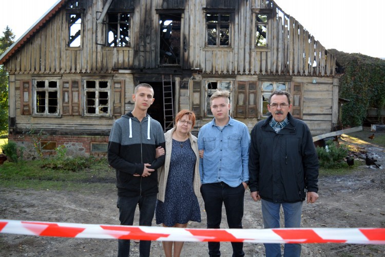 Elbląg, Rodzina Urbankiewiczów straciła w pożarze cały dobytek