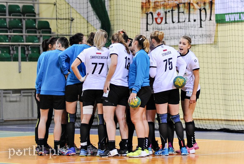 Elbląg, Wicemistrz zdecydowanie lepszy od brązowych medalistek (piłka ręczna) Elbląg, Wicemistrz zdecydowanie lepszy od brązowych medalistek (piłka ręczna)