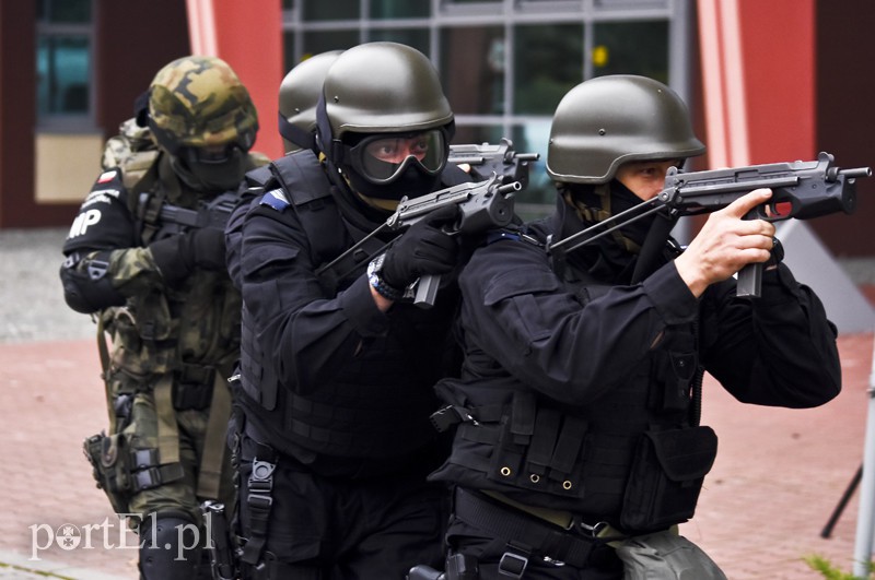 Elbląg, Ćwiczenia odbywały się przed halą przy al. Grunwaldzkiej