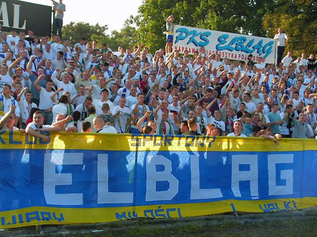 Elbląg, Elbląg, 2006 rok. Kibice Olimpii w meczu z Radomiakiem w białych barwach