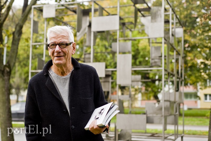 Elbląg, Marcin Sosnowski ma sentyment do rzeźby autorstwa swojego ojca, Kajetana Elbląg, Marcin Sosnowski ma sentyment do rzeźby autorstwa swojego ojca, Kajetana