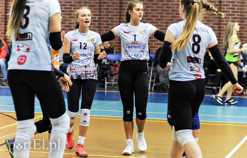 Elbląg, Rozpoczęły świetnie, jednak na liderki to za mało (siatkówka)