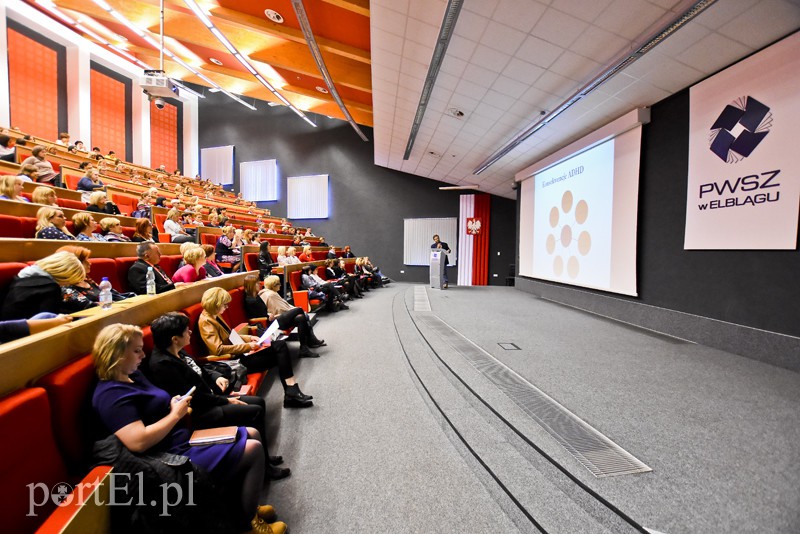 Elbląg, W konferencji poświęconej (nie) grzecznym dzieciom wzięli udział nauczyciele szkół integracyjnych