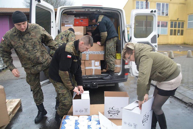 Elbląg, Rozdali paczki rodakom na kresach