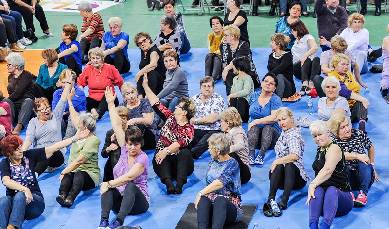 Elbląg, Tak seniorzy ćwiczą jogę