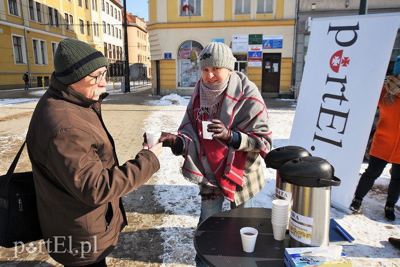 Elbląg, Na zziębniętych mieliśmy kawę i herbatę oraz pączki