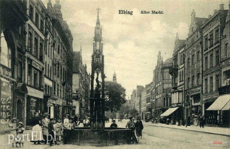 Elbląg, Fontanna na Starym Rynku była bardzo popularna wśród elblążan