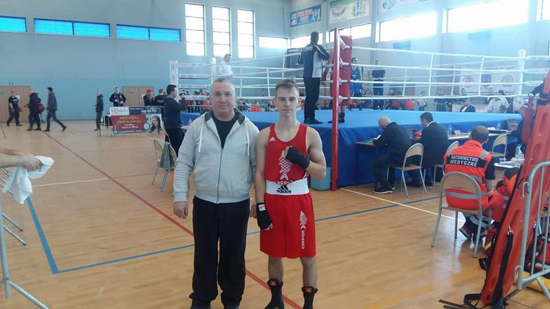 Elbląg, Juniorskie zmagania pod tężniami   (boks)