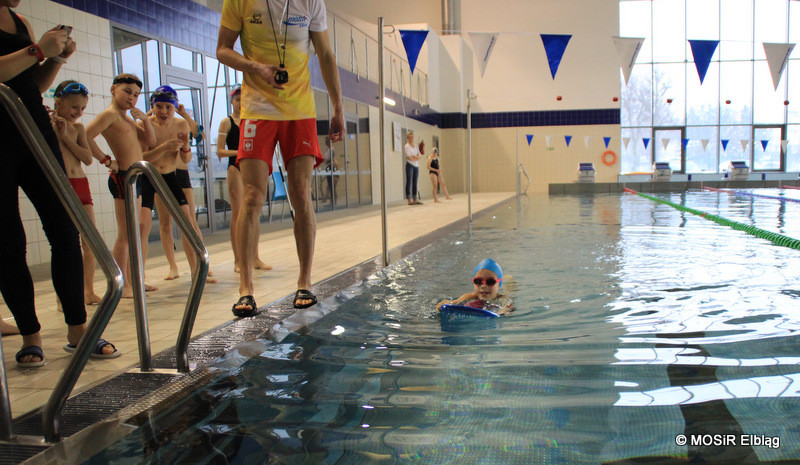 Elbląg, Nauka pływania dla dzieci z MOSiR-em