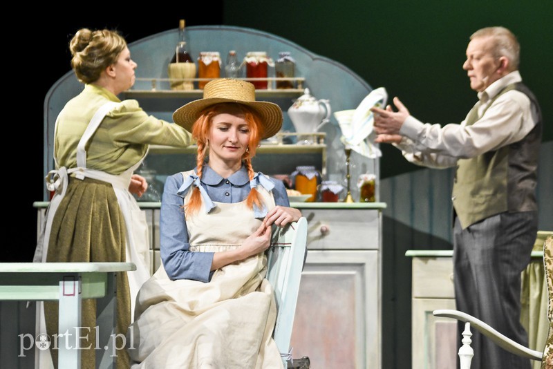Elbląg, W elbląskim teatrze w rolę Ani z Zielonego Wzgórza wcieliła się Patrycja Baczewska Elbląg, W elbląskim teatrze w rolę Ani z Zielonego Wzgórza wcieliła się Patrycja Baczewska