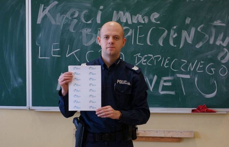 Elbląg, Bezpieczne podwórko, weź udział w ankiecie Elbląg, Bezpieczne podwórko, weź udział w ankiecie