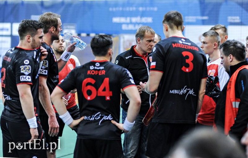 Elbląg, Stal zatrzymała Meblarzy (piłka ręczna)