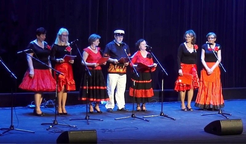 Elbląg, Seniorzy na scenie