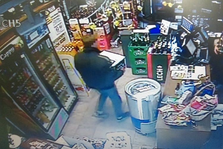 Elbląg, 28-latek ukradł karton whisky