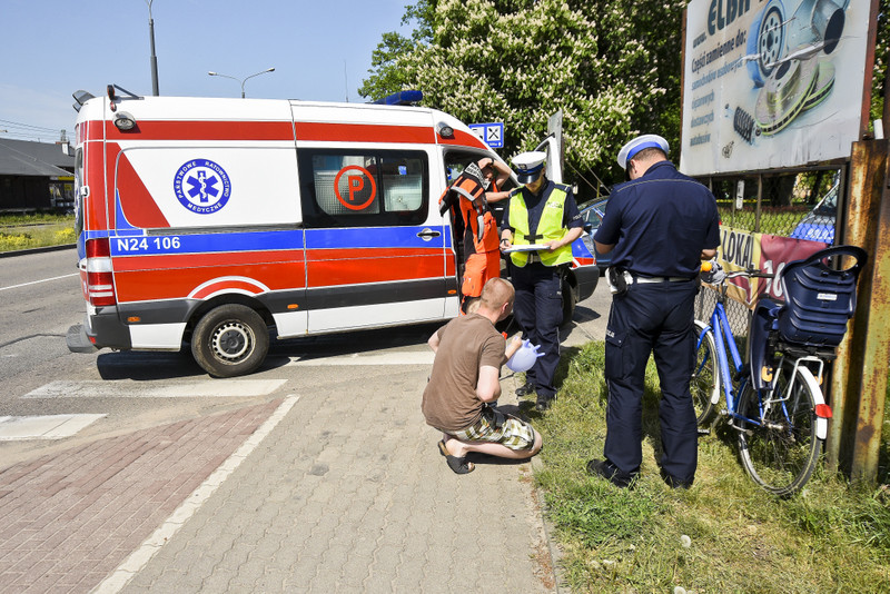 Elbląg, Potrącił rowerzystę z dzieckiem, a potem... uciekł Elbląg, Potrącił rowerzystę z dzieckiem, a potem... uciekł