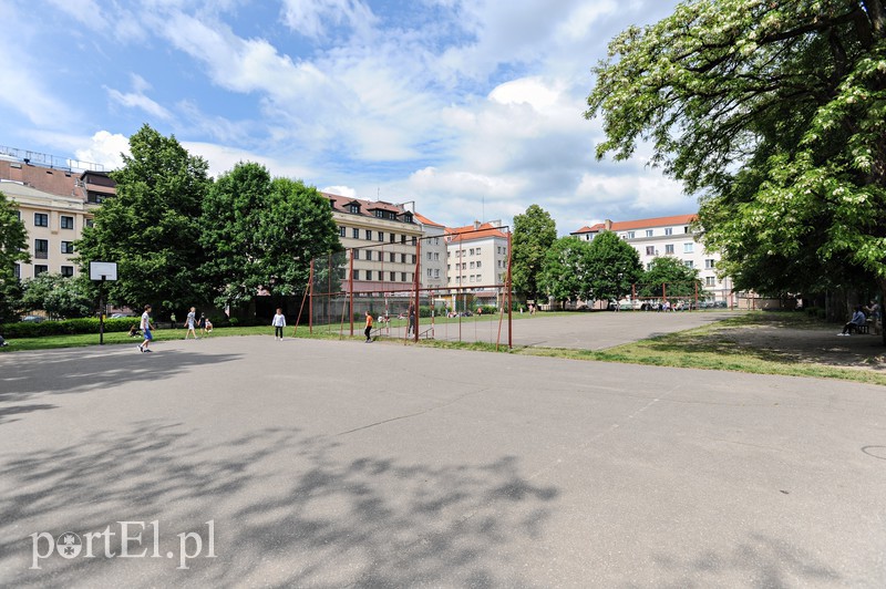 Elbląg, Jedno z wielofunkcyjnych boisk ma powstać przy SP 21