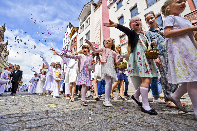 Elbląg, Dziś Boże Ciało, przez miasto przeszło 10 procesji