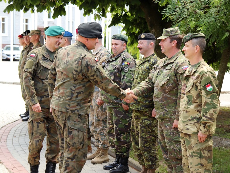 Elbląg, Dowódca Generalny RSZ RP w Elblągu