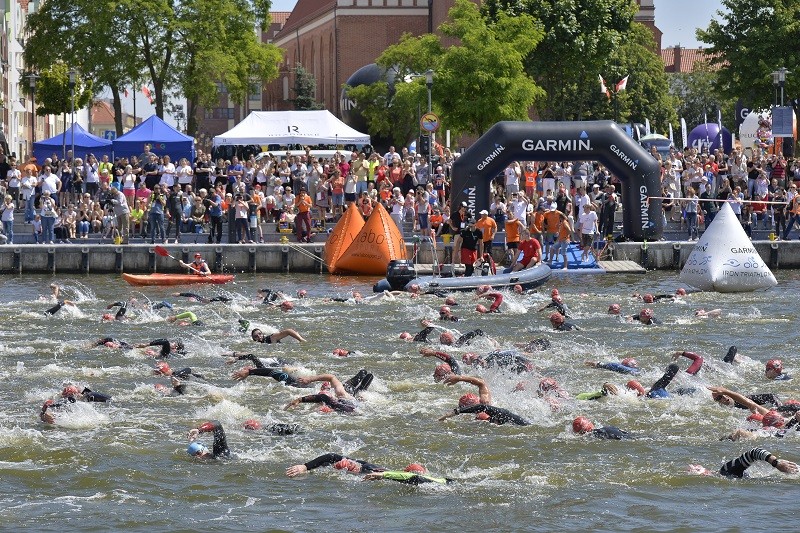 Elbląg, Starówka pełna triathlonistów