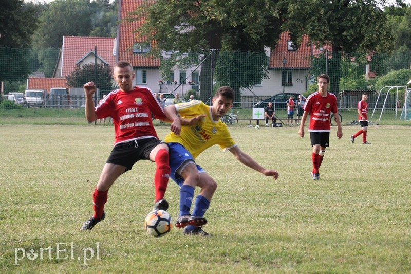 Elbląg, Słodko-gorzki sezon Dębu Kadyny