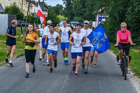 Elbląg, Biegiem, pokojowo i przez Elbląg