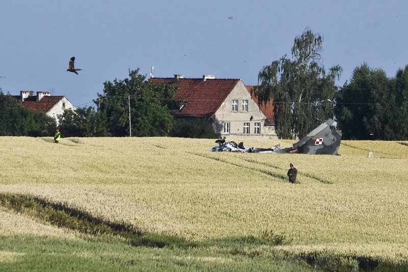 Elbląg, Samolot rozbił się na polu, niedaleko zabudowań