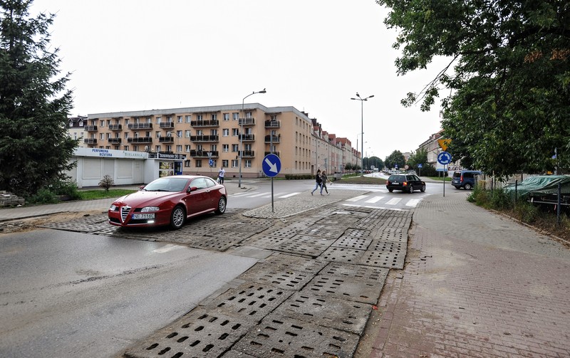 Elbląg, Naprawią to, co popsuli Elbląg, Naprawią to, co popsuli
