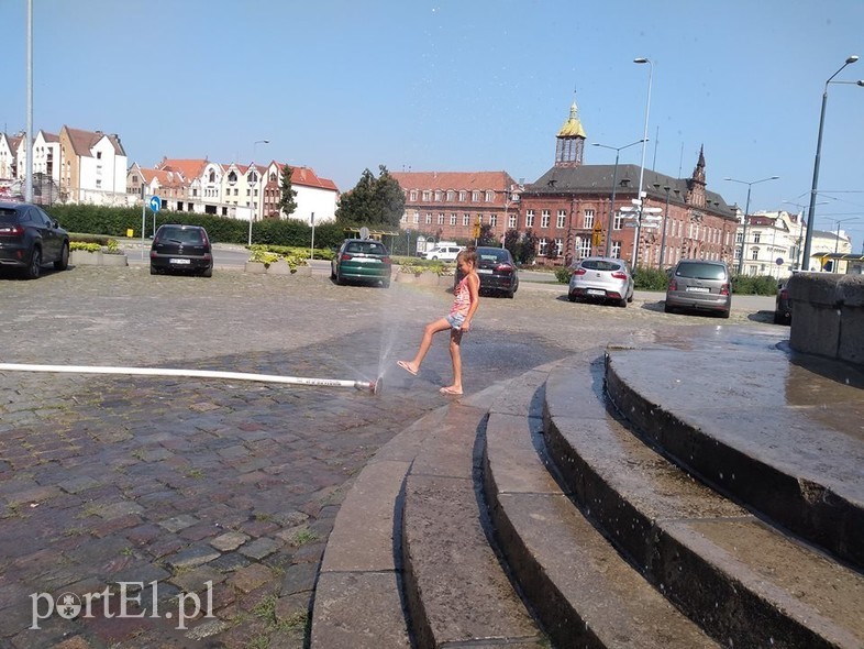 Elbląg, Kurtyny wodne czynne w weekend Elbląg, Kurtyny wodne czynne w weekend