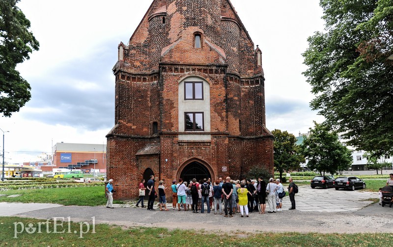 Elbląg, Pierwsze wzmianki o kościele Bożego Ciała pochodzą z XIV wieku