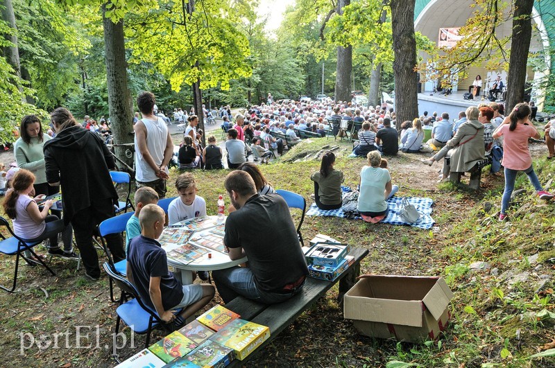 Elbląg, Publiczność dopisała, teraz ważne są głosy