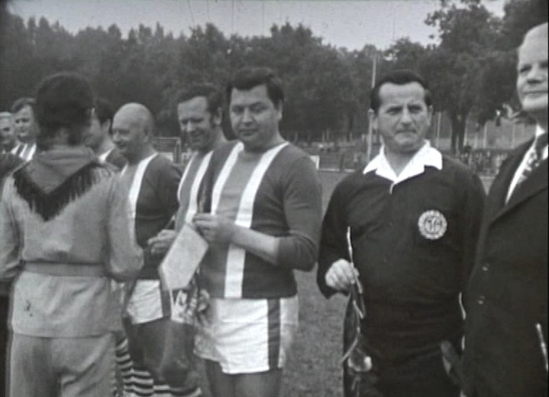 Elbląg, Drużyna działaczy w meczu przeciwko administracji w 1976 r. Elbląg, Drużyna działaczy w meczu przeciwko administracji w 1976 r.