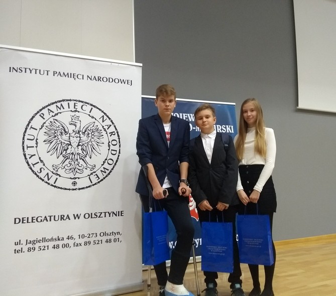 Elbląg, Uczniowie SP 21 wyróżnieni przez wojewodę