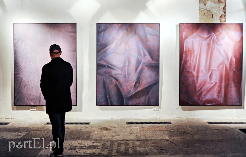 Elbląg, W Galerii EL odbył się wernisaż wystawy "Kulisy"