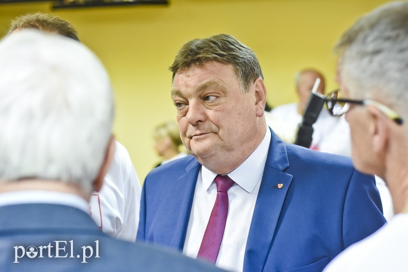 Elbląg, Witold Wróblewski zdecydowanie prowadzi, ale będzie druga tura (aktualizacja) Elbląg, Witold Wróblewski zdecydowanie prowadzi, ale będzie druga tura (aktualizacja)