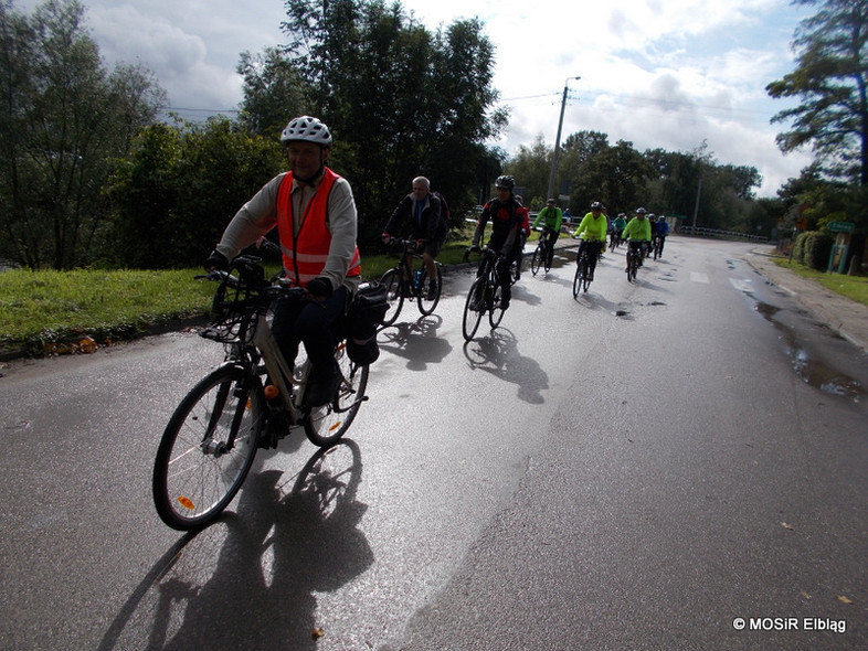 Elbląg, Listopadowe kręcenie korbami do Pasłęka