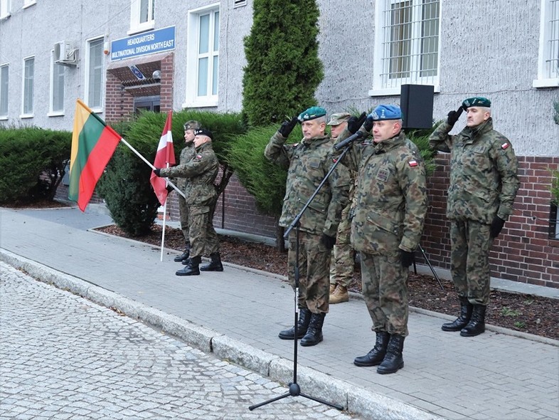 Elbląg, Żołnierze uczcili dzień niepodległości Łotwy