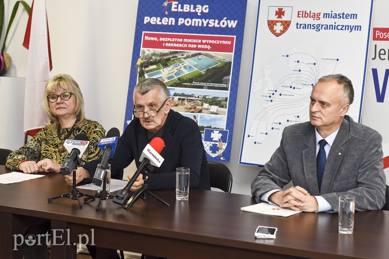 Elbląg, Jolanta Lisewska, Janusz Hajdukowiski, Marek Pruszak - radni Prawa i Sprawiedliwości deklarują rzetelną pracę na rzecz mieszkańców Elbląg, Jolanta Lisewska, Janusz Hajdukowiski, Marek Pruszak - radni Prawa i Sprawiedliwości deklarują rzetelną pracę na rzecz mieszkańców
