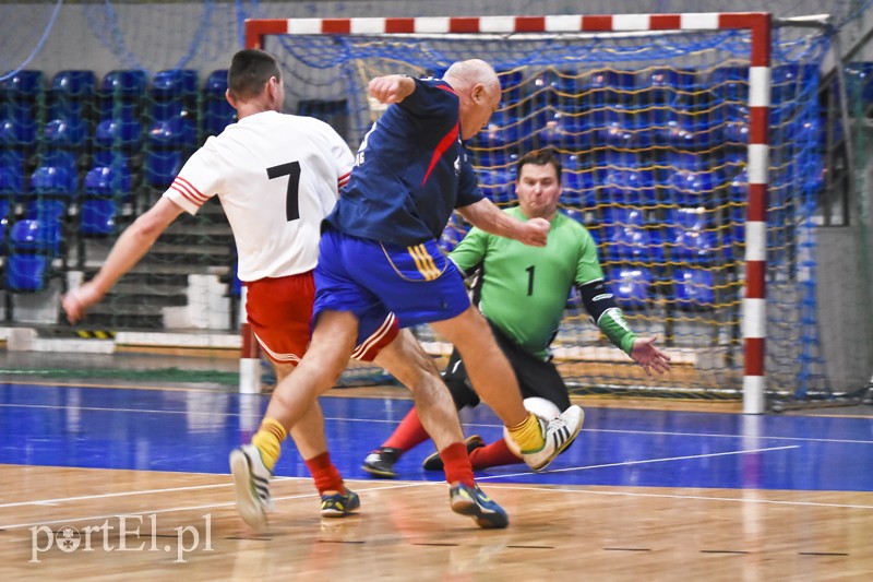 Elbląg, Old Boys Olimpia zajęła II miejsce w towarzyskim turnieju w piłce halowej Elbląg, Old Boys Olimpia zajęła II miejsce w towarzyskim turnieju w piłce halowej