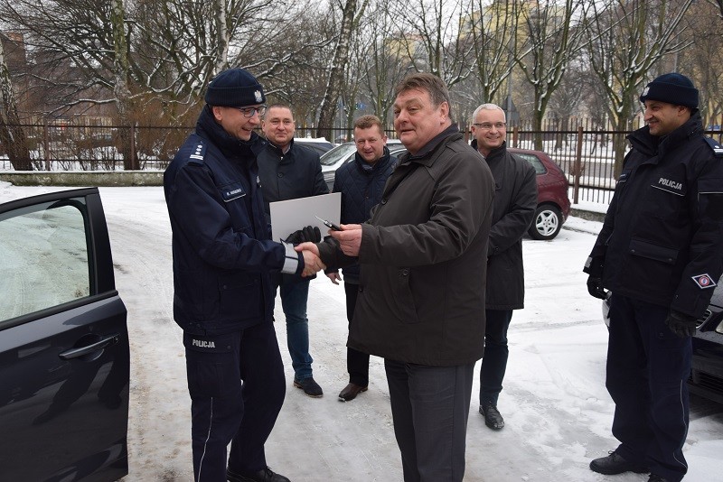 Elbląg, Policjanci mają nowy wóz