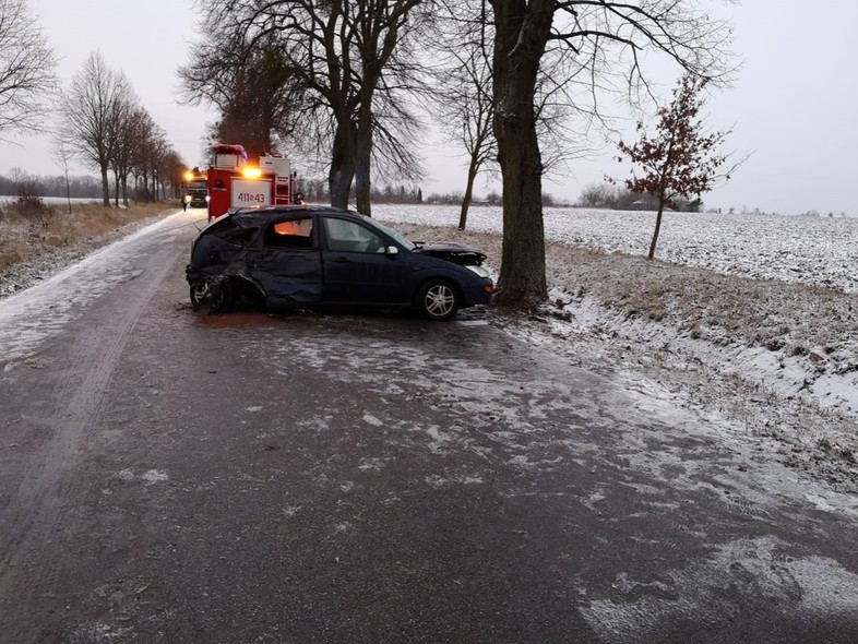Elbląg, Policjanci wyjaśniają okoliczności wypadku Elbląg, Policjanci wyjaśniają okoliczności wypadku