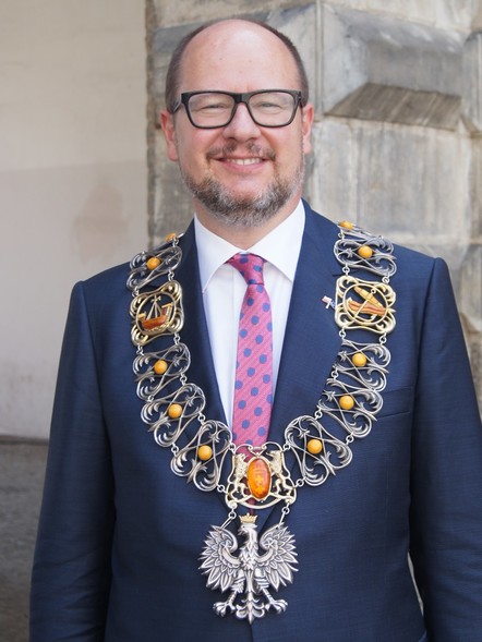 Elbląg, Prezydent Gdańska Paweł Adamowicz został zaatakowany nożem podczas finału WOŚP